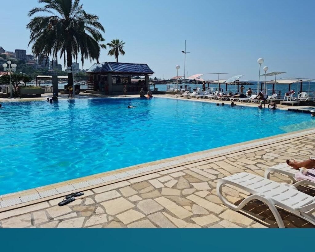 amwaj chalet